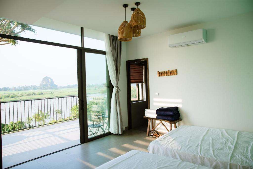 Hình của Phòng 4 Người Nhìn ra Hồ nước #5